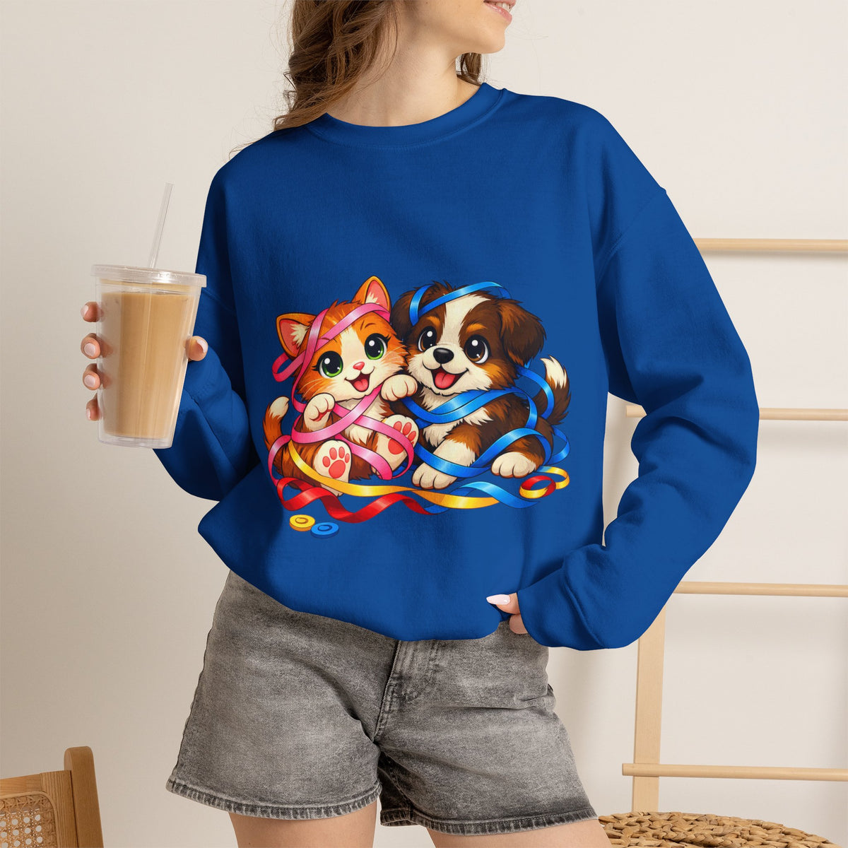 Kitty and Puppy playing with Ribbon - Sweatshirt